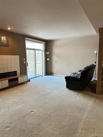 2753 Maitland Drive, Ann Arbor, MI 48105