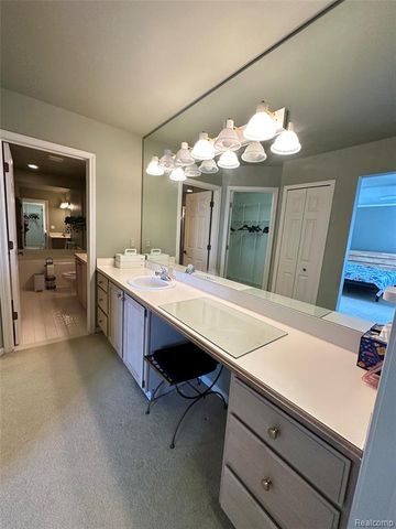 2753 Maitland Drive, Ann Arbor, MI 48105