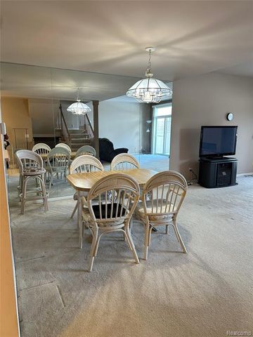 2753 Maitland Drive, Ann Arbor, MI 48105