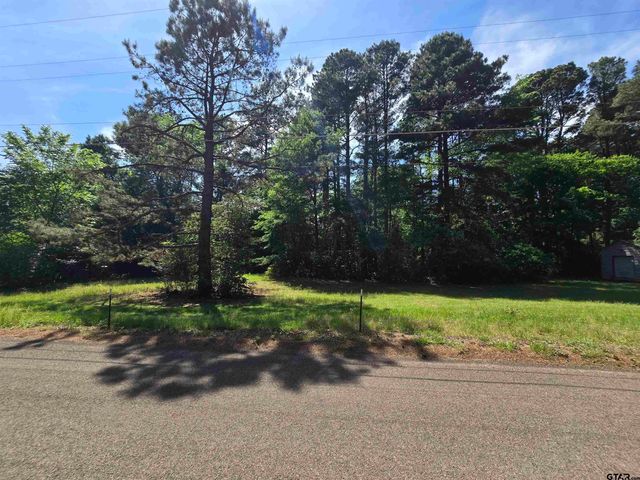 4520 Surratt, Longview, TX 75604