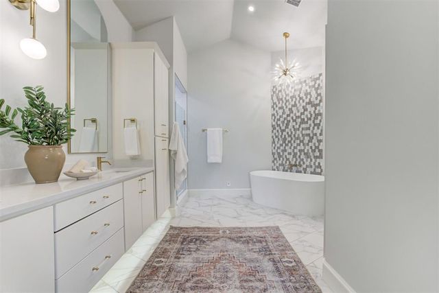 2101 NW 60th Street, Oklahoma City, OK 73112