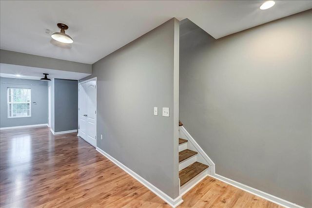 2089 Falling Leaves Lane, Lexington, KY 40509