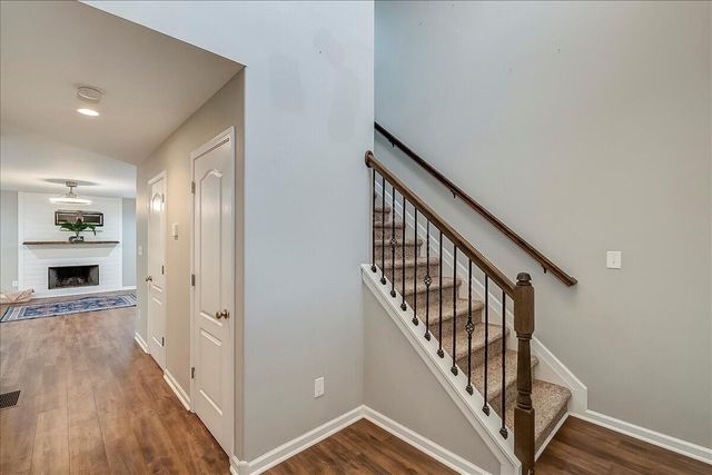 2089 Falling Leaves Lane, Lexington, KY 40509