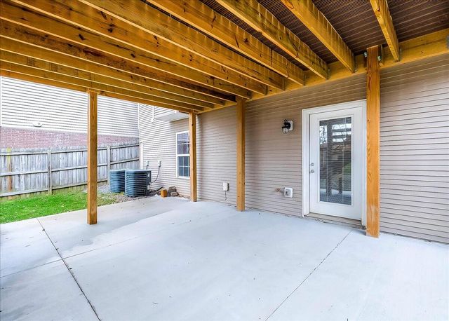 2089 Falling Leaves Lane, Lexington, KY 40509