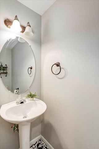 2089 Falling Leaves Lane, Lexington, KY 40509