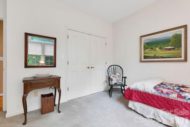 61 Autumn Glen Court, Brevard, NC 28712