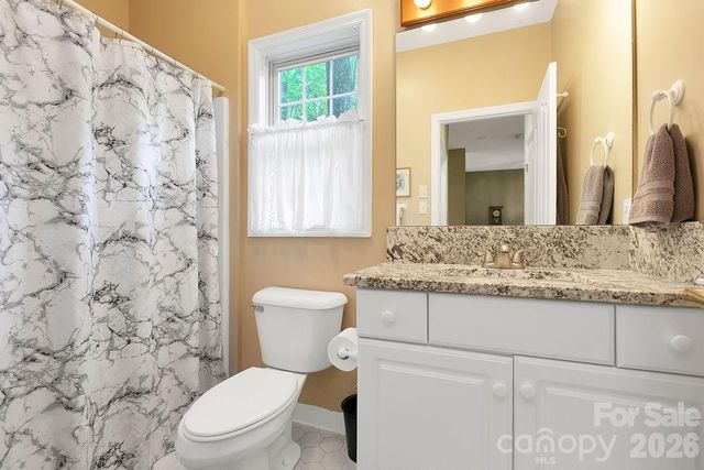 61 Autumn Glen Court, Brevard, NC 28712