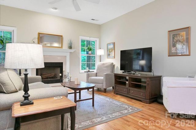 61 Autumn Glen Court, Brevard, NC 28712