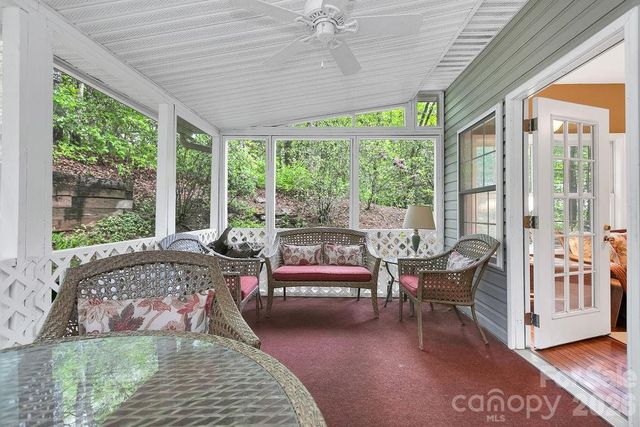 61 Autumn Glen Court, Brevard, NC 28712