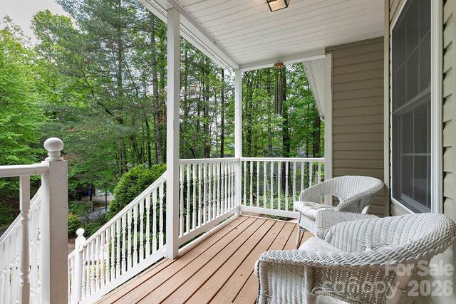 61 Autumn Glen Court, Brevard, NC 28712