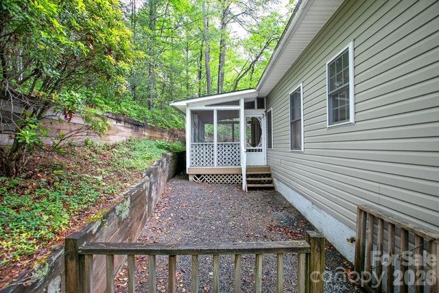 61 Autumn Glen Court, Brevard, NC 28712