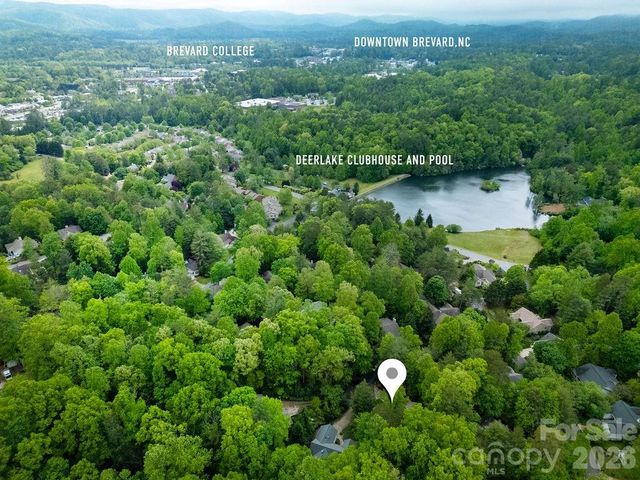 61 Autumn Glen Court, Brevard, NC 28712
