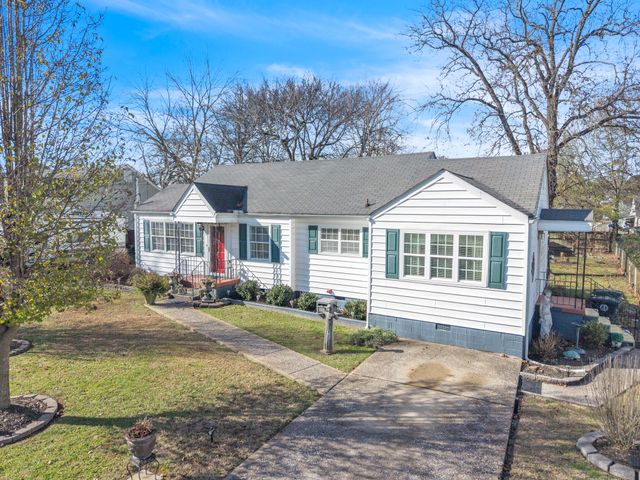 717 Pyron Lane, Chattanooga, TN 37412