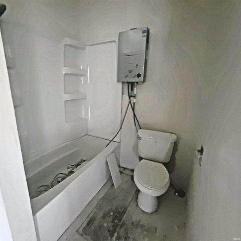 20099 Brick Road, South Bend, IN 46637