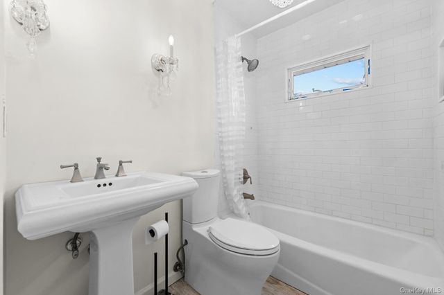 84 Evergreen Avenue, East Moriches, NY 11940