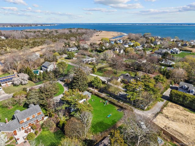 84 Evergreen Avenue, East Moriches, NY 11940