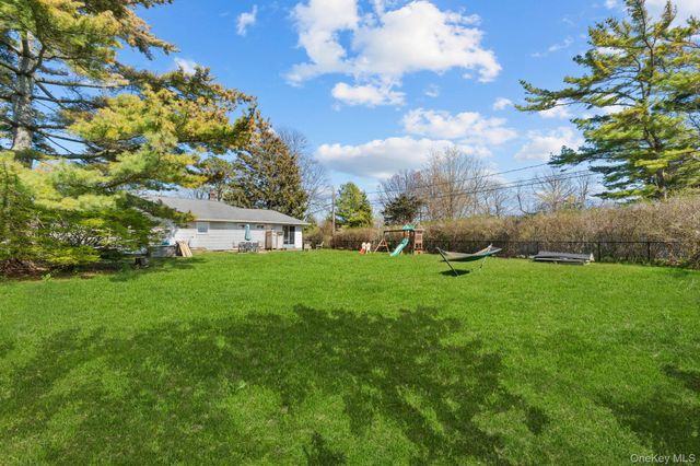 84 Evergreen Avenue, East Moriches, NY 11940