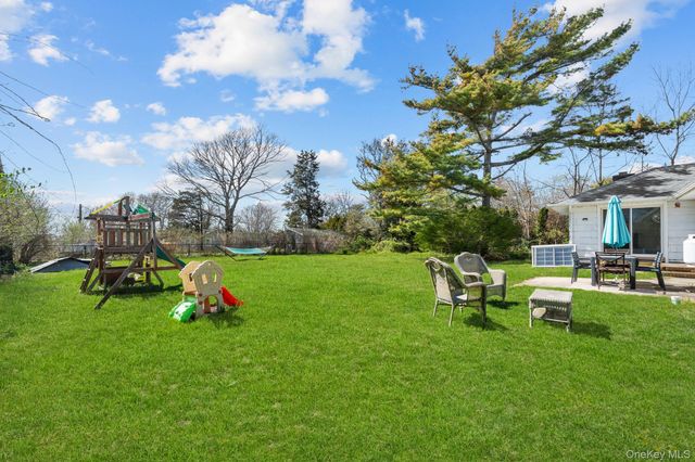 84 Evergreen Avenue, East Moriches, NY 11940