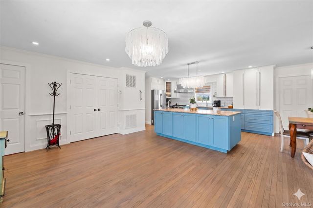 84 Evergreen Avenue, East Moriches, NY 11940