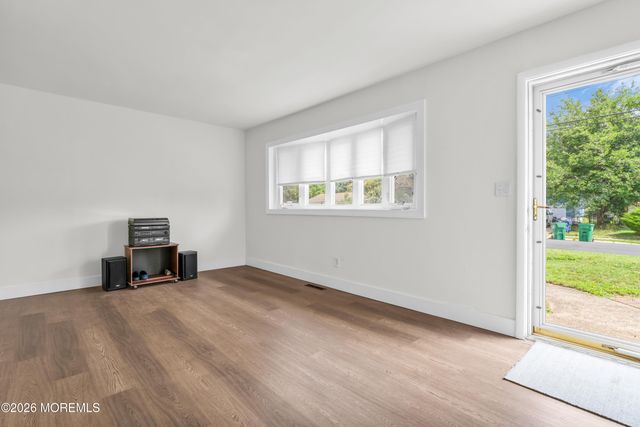 449 Alfred Road, Toms River, NJ 08757