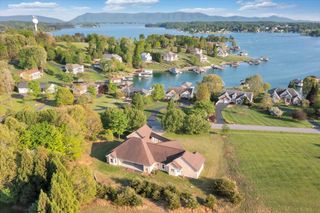 537 Calypso RD, Moneta, VA 24121