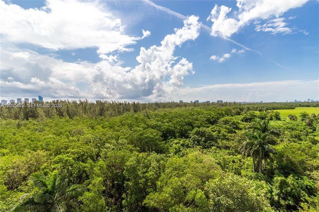 14951 Royal Oaks Ln 708, North Miami, FL 33181