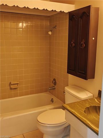 26 Temple CT, Lehigh Acres, FL 33936