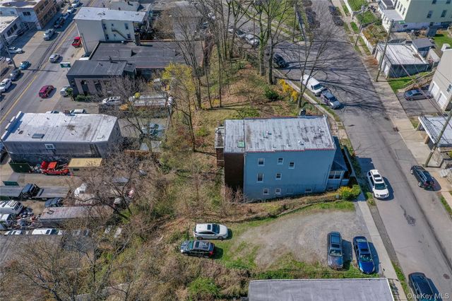 220 Woodland Avenue, Yonkers, NY 10703