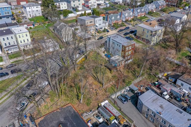 220 Woodland Avenue, Yonkers, NY 10703