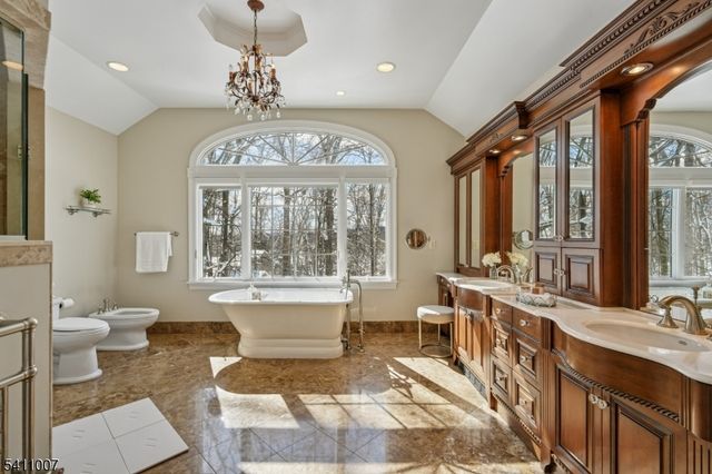 12 Fox Hollow Rd, Morris Twp., NJ 07960