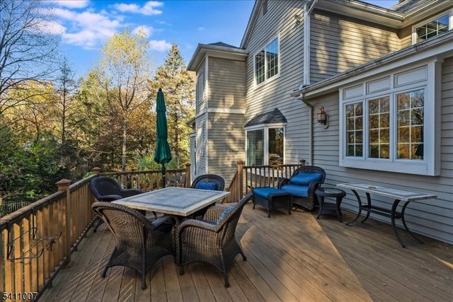 12 Fox Hollow Rd, Morris Twp., NJ 07960