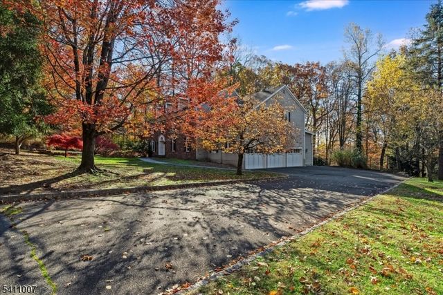 12 Fox Hollow Rd, Morris Twp., NJ 07960