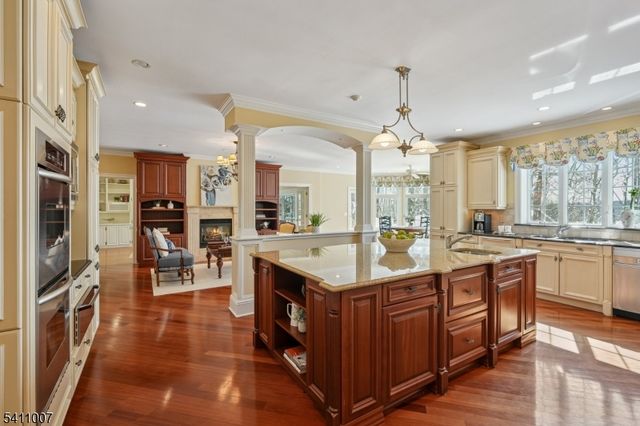 12 Fox Hollow Rd, Morris Twp., NJ 07960