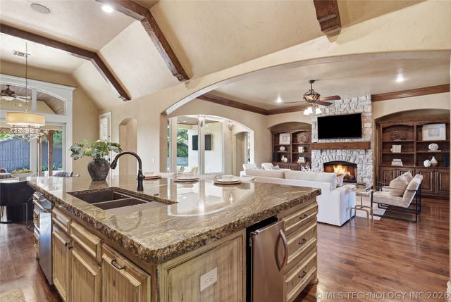 8001 S Galveston Court, Tulsa, OK 74132