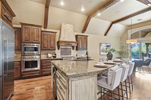 8001 S Galveston Court, Tulsa, OK 74132
