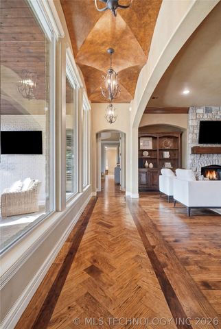 8001 S Galveston Court, Tulsa, OK 74132