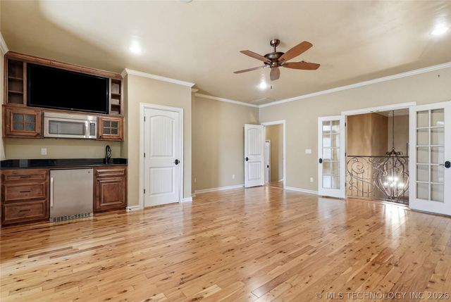 8001 S Galveston Court, Tulsa, OK 74132