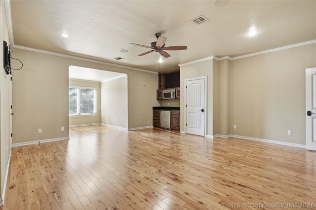 8001 S Galveston Court, Tulsa, OK 74132
