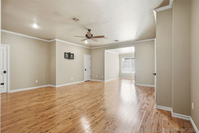 8001 S Galveston Court, Tulsa, OK 74132