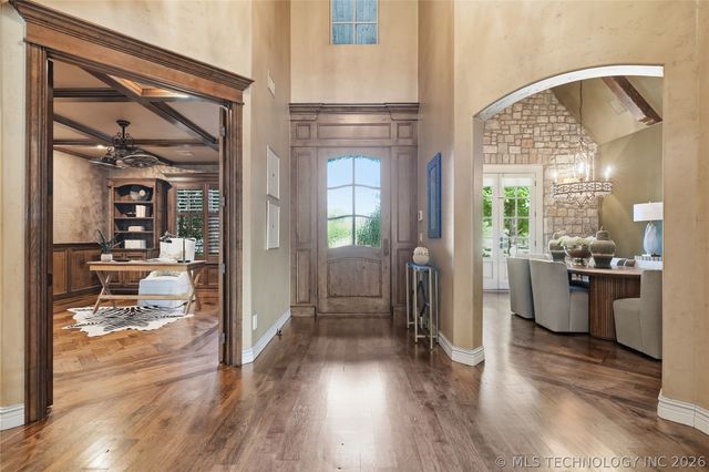 8001 S Galveston Court, Tulsa, OK 74132