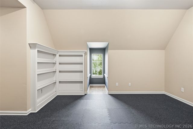 8001 S Galveston Court, Tulsa, OK 74132