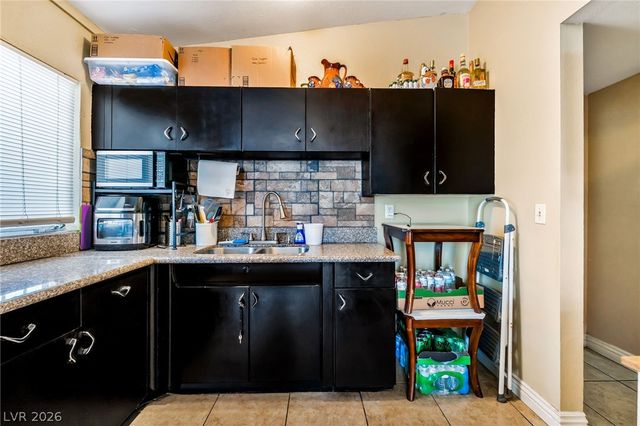 2730 Taylor Avenue, North Las Vegas, NV 89030