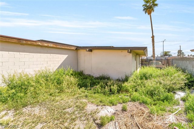2730 Taylor Avenue, North Las Vegas, NV 89030