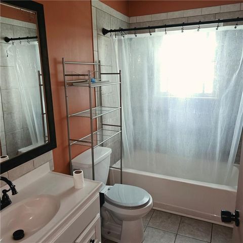 415 E Buchanan Street, Richmond, MO 64085