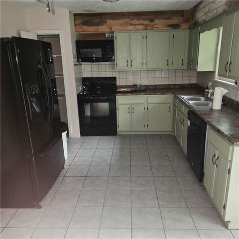 415 E Buchanan Street, Richmond, MO 64085