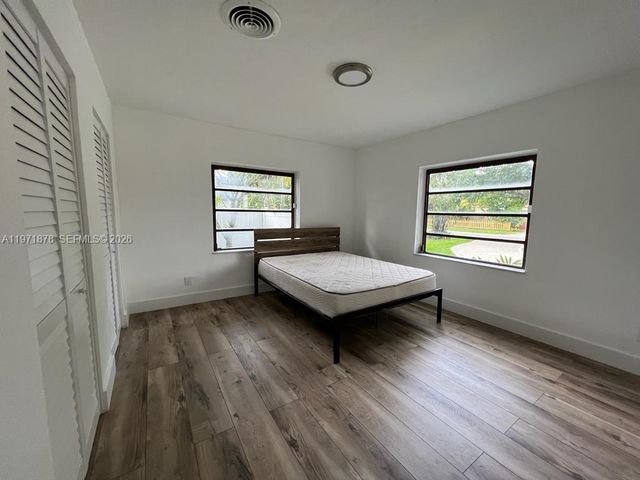 14825 Garden Dr, Miami, FL 33168