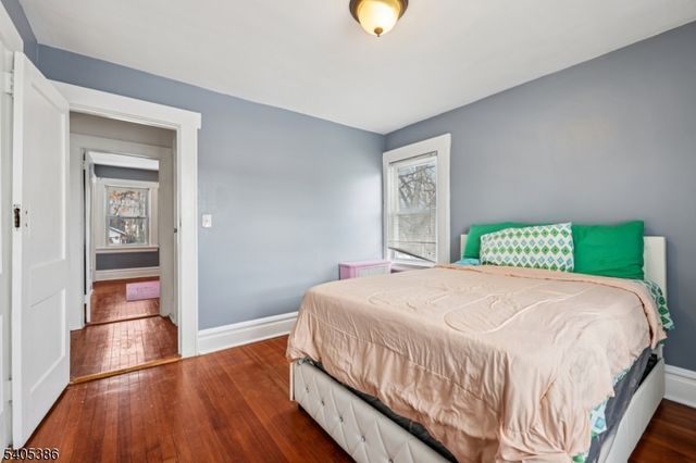 48 Laurel Ave, East Orange City, NJ 07017