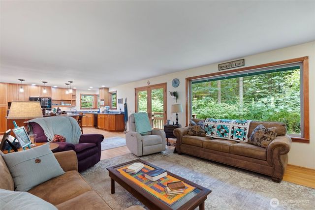 5716 Gahs Road S, Roy, WA 98580