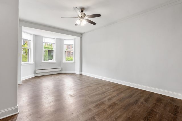 5860 N Kenmore Avenue 104, Chicago, IL 60660