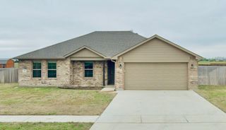 550 Crow Road, Whitesboro, TX 76273